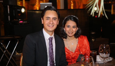  Alejandro y Alejandra.