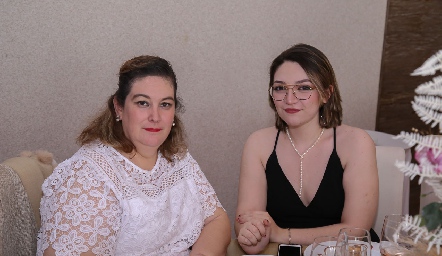  Ana y Samantha.