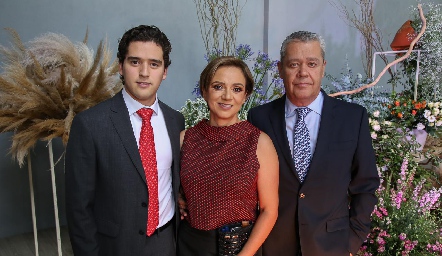  Alejandro Hinojosa, Cony Alvarado y Alejandro Hinojosa.