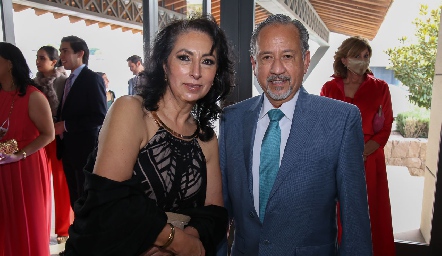  María Guadalupe y Joaquín.