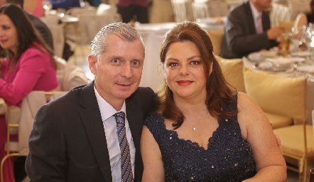  José y Claudia García.