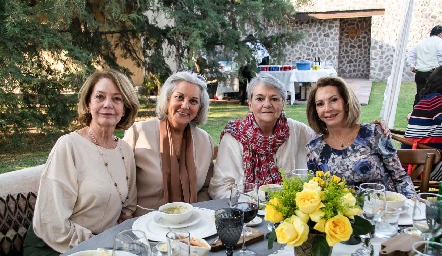  Patricia Harris, Belenda González, Raquel Bárcena y Lula Díaz Infante.