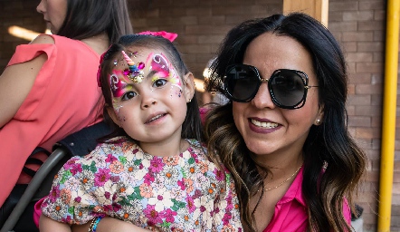 Macarena y Fernanda Castillo.