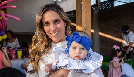 Sofía y Daniela.