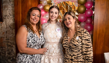 Roció Canela, Denise Desiree y Silvia García de Jara.