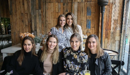  Carla Huber, María José Hernández, Natalia Muñoz, Paty García, Liz Villaseñor y Ana Isabel Navarro.