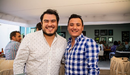Alfredo Muñiz y Oliver Saucedo.