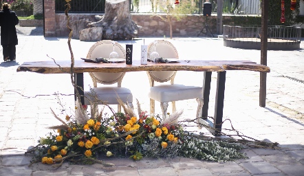  Mesa de los novios.