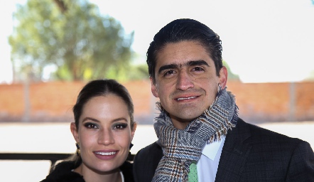  Bárbara Portales y Daniel Valadez.