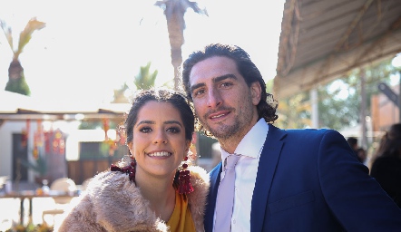  Regina Camberos y Gabriel King.
