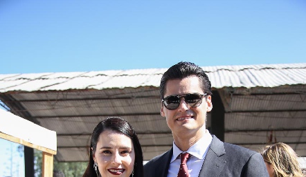  Pamela Ortiz y José Valadés.