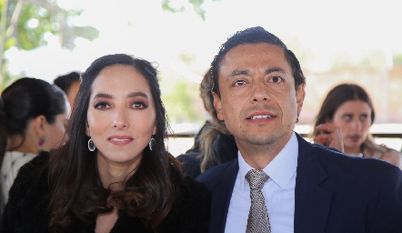  Mónica Villanueva y Clemente Guerrero.