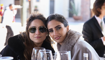  Daniela Torres y Melissa Andrés.