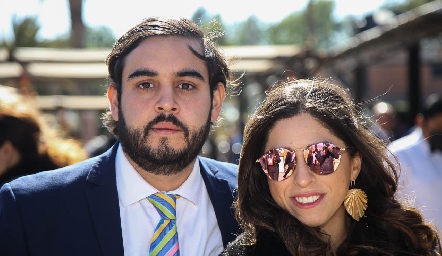  Santiago Hernández y Ana Karen Ibarra.