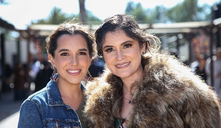  Montse García y Montse Villanueva.