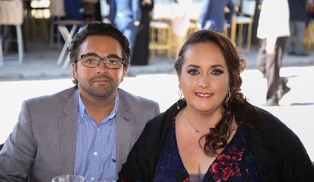  Johan del Castillo y Cecilia Villanueva.