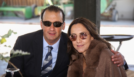  Rodolfo Oliva y Ana Isabel Pérez.