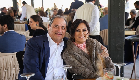  Héctor Valle y Galia Díaz.