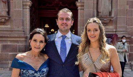  Ceci Jiménez, Miguel Gómez y Paulina Arizpe.