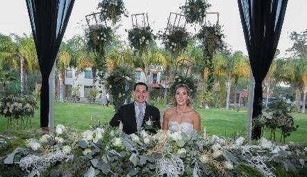 Tito Fernández y Marian Martínez ya son esposos.