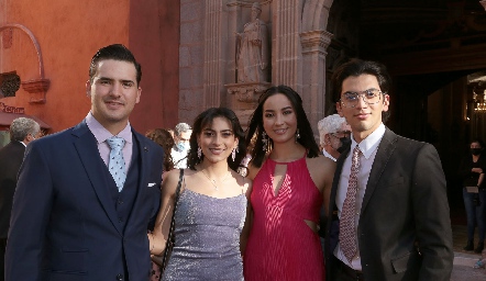  Héctor Aranda, Fer Durán, Natalia Olivo y Alex Durán.