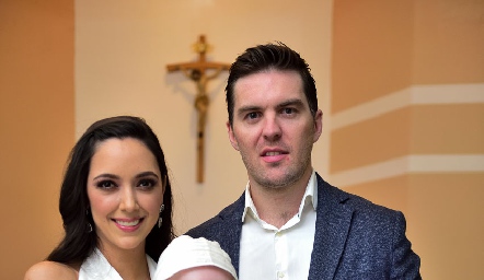   Fernanda Arriaga, Emilia Gracia y Adrián Gracia.