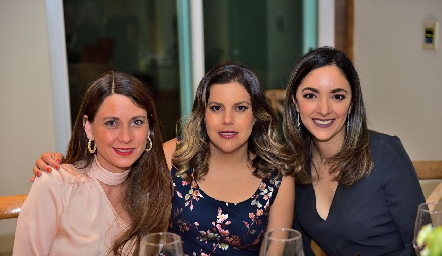  Julene Arzola, María José Barragán y Ligia Arriaga.