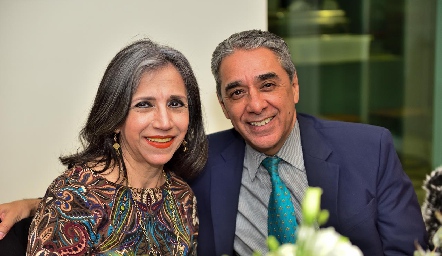  Diana de la Garza y Miguel Arriaga.