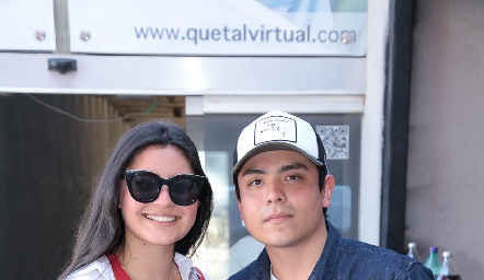  Carolina Oviedo y Andrés Mendoza.