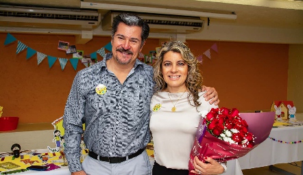 Carlos Salinas e Iliana Castillo de Salinas.