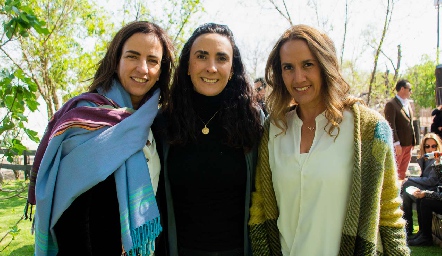  Alejandra Güemes, Regina Ibarra y Cristina Ortiz.