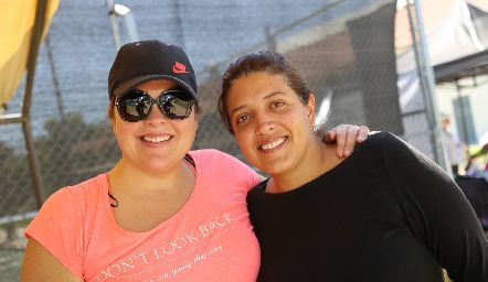  Karla Vilet y Mariana Herrera.