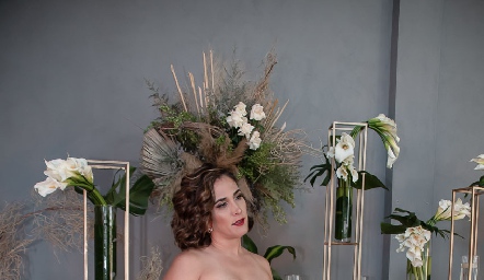  Giovana Ayala.