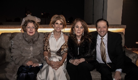  Nancy Orozco, Rocío Güemes, July Abud y Pablo Saénz.