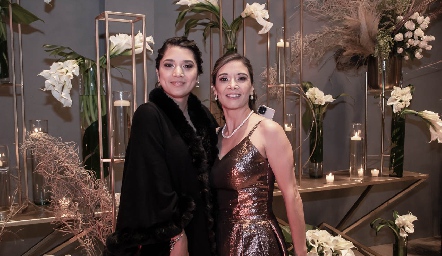  Paty Leiva y su hija Sofía Moreno Leiva.