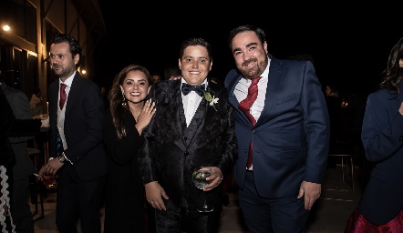  Paulina Yugo, Aurelio Cadena y Álvaro Rubín.