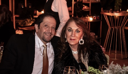  Pablo Sáinz y July Abud.