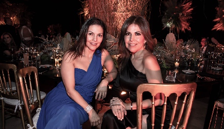  Malena Ferreti y Adriana Rueda.