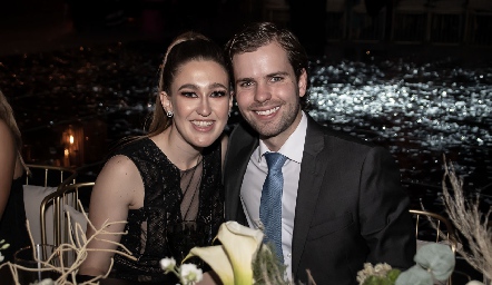  Paola Celis y Alejandro Villalobos.
