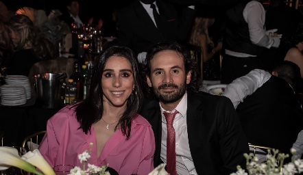  Daniela Lavín y Efraín Barrera.