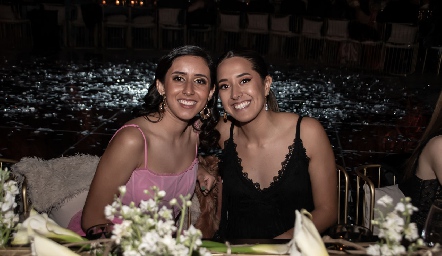  Carolina Ávila y Ana Lucía Guerrero.