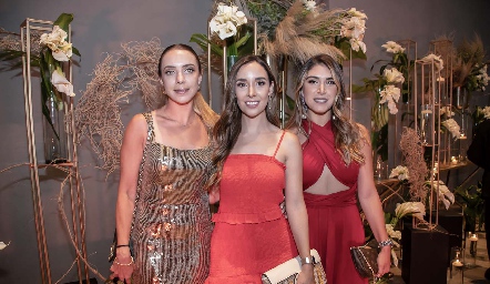  Mariana Peña, Valeria Pérez y Mayra Díaz de León.