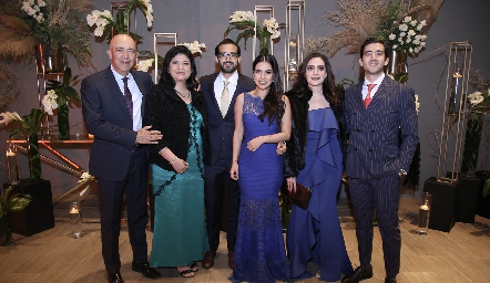  Norma Moreno, Miguel Maza, Miguel Maza, Ana Aguilar, Regina Ozuna y Paulo Maza.