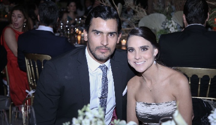  Chris González y Bárbara González.