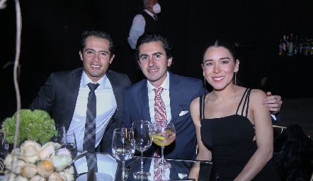  Eduardo González, Guillermo Gómez y Michell Cano.
