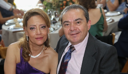  Jacqueline Hernández y Humberto Ávila.