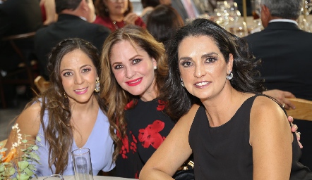  Fernanda Torrescano, Cristi Reyes y Maricel Gutiérrez.