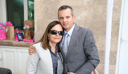  Marisela Ochoa de Zermeño y Eduardo Zermeño.