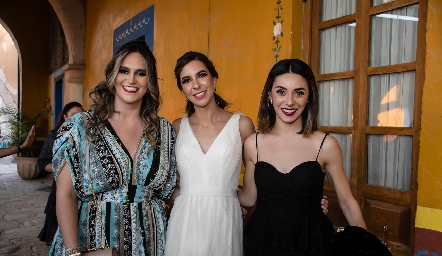 Eugenia Valle, Paulina Solano y Adri de la Maza.