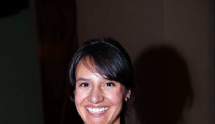  Paola Contreras.